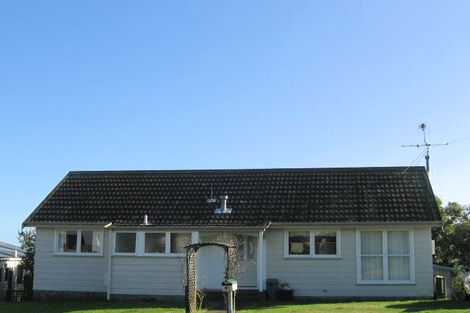 Photo of property in 16 Lagden Street, Camborne, Porirua, 5026