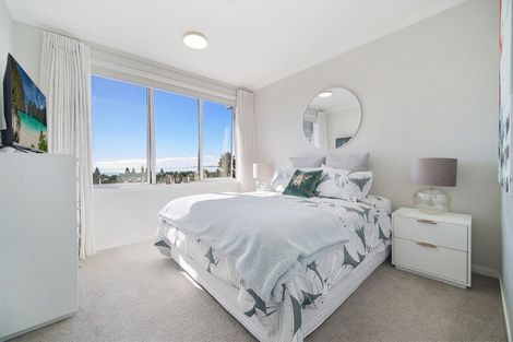 Photo of property in 48 Panorama Heights, Orewa, 0931
