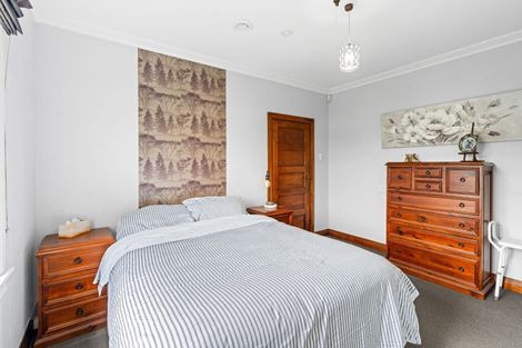 Photo of property in 6 Cambridge Street, Levin, 5510