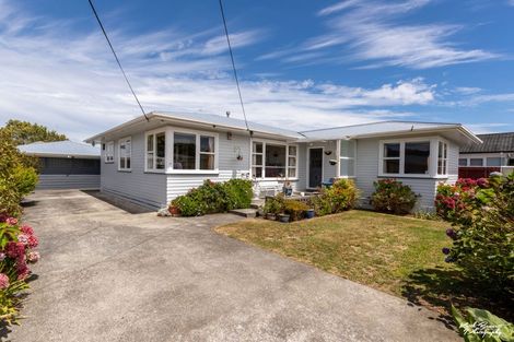 Photo of property in 33 Garden Road, Avalon, Lower Hutt, 5011
