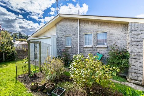 Photo of property in 15b Baker Street, Caversham, Dunedin, 9012