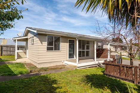Photo of property in 59a Kuaka Crescent, Bromley, Christchurch, 8062