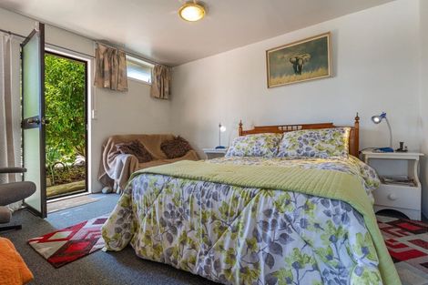 Photo of property in 54 Stratford Drive, Cable Bay, 0420