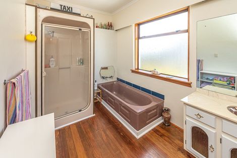 Photo of property in 12 Quick Avenue, Aramoho, Whanganui, 4500