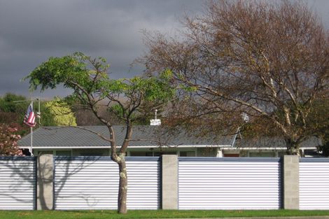 Photo of property in 242 Te Moana Road, Waikanae, 5036