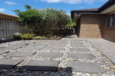 Photo of property in 30 Eroni Clarke Close, Flat Bush, Auckland, 2019