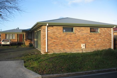 Photo of property in 16 Saint Olpherts Avenue, Hamilton East, Hamilton, 3216