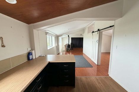 Photo of property in 35 Karepo Lane, Pahi, Paparoa, 0571