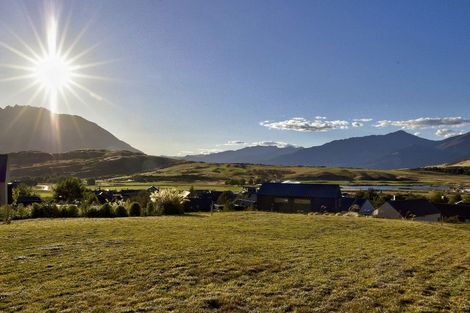 Photo of property in 8 Glenelg Lane, Jacks Point, 9371