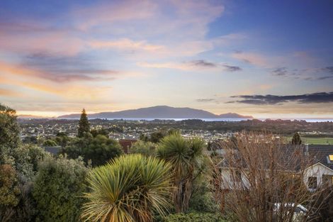 Photo of property in 14 Kea Street, Waikanae, 5036