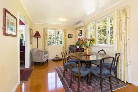 Photo of property in 14 Korau Road, Greenlane, Auckland, 1051