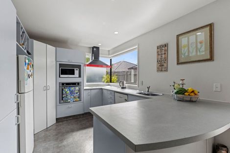 Photo of property in 96a Picton Avenue, Riccarton, Christchurch, 8011