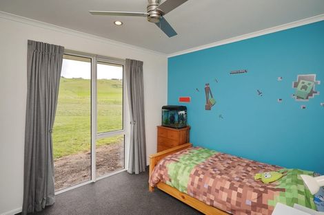 Photo of property in 330 Catherwoods Road, Cust, Rangiora, 7471