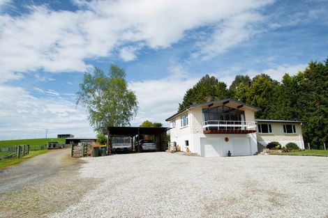 Photo of property in 7 Clarks Flat Road, Lawrence, 9593