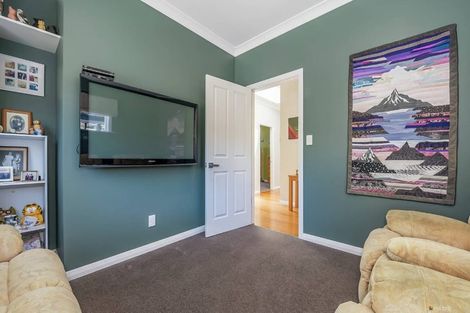 Photo of property in 27a Bauchop Road, Waterloo, Lower Hutt, 5011