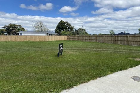 Photo of property in 10 Magnolia Lane, Kelvin Grove, Palmerston North, 4414