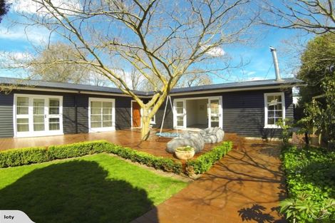 Photo of property in 12 Malcolm Avenue, Cashmere, Christchurch, 8022