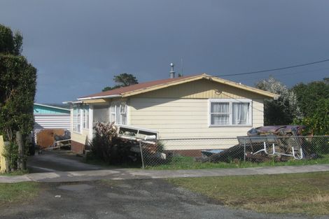 Photo of property in 50 West Coast Road, Te Kopuru, 0371