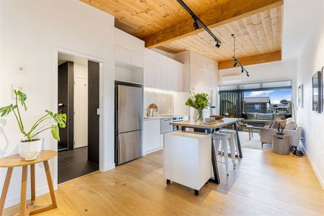 Photo of property in 10/165 Hobsonville Point Road, Hobsonville, Auckland, 0616