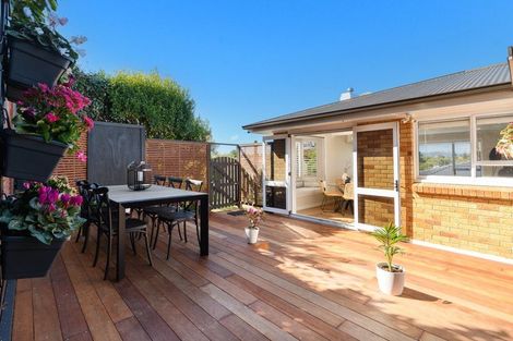 Photo of property in 24 Warwick Place, Brookfield, Tauranga, 3110