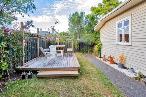 Photo of property in 48 Lynwood Road, New Lynn, Auckland, 0600