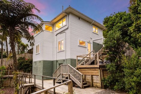 Photo of property in 20 Putnam Street, Northland, Wellington, 6012