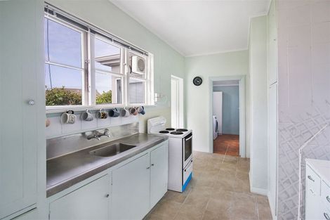 Photo of property in 5 Huia Street, Riccarton, Christchurch, 8041