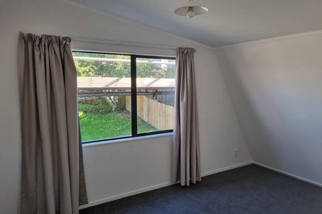 Photo of property in 1/80 Sunnyside Road, Sunnyvale, Auckland, 0612