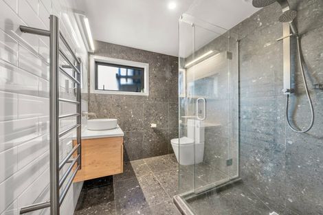 Photo of property in 6 Mara Waina Place, Swanson, Auckland, 0614