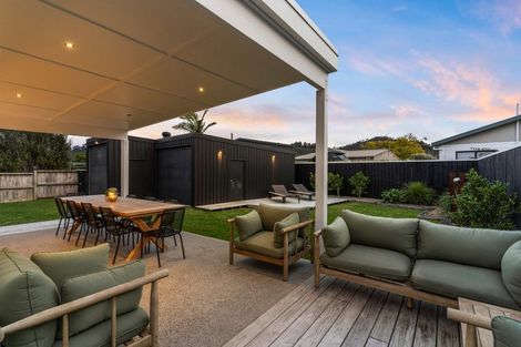 Photo of property in 105 Blane Place, Whangamata, 3620