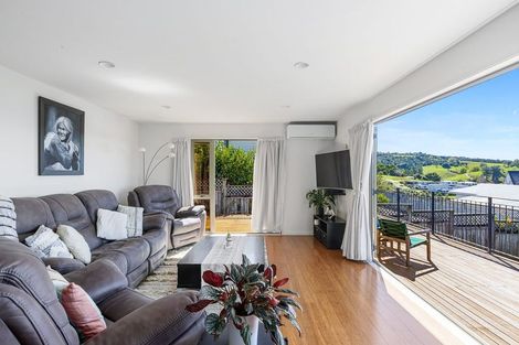 Photo of property in 31 Merehai Place, Snells Beach, 0920