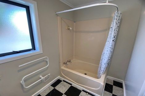 Photo of property in 1/64 Peer Street, Upper Riccarton, Christchurch, 8041