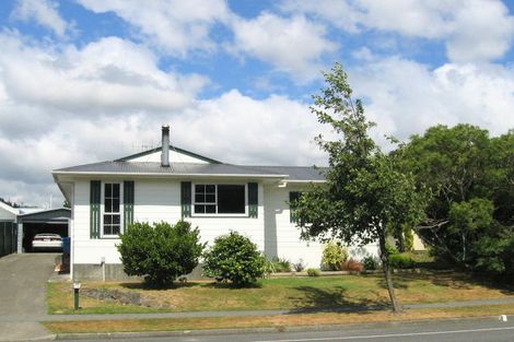 Photo of property in 74 Gemstone Drive, Birchville, Upper Hutt, 5018