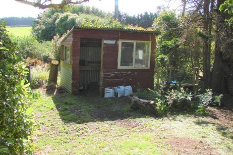 Photo of property in 34 Thompson Road, Tihaka, Riverton, 9881