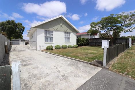 Photo of property in 5 Davidson Crescent, Hornby, Christchurch, 8042