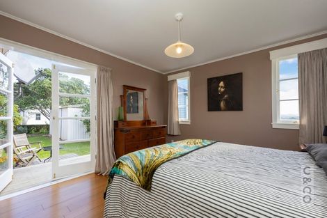 Photo of property in 16 Karaka Street, Helensville, 0800