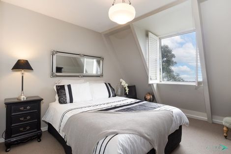 Photo of property in 2/7 London Street, Saint Marys Bay, Auckland, 1011