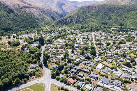 Photo of property in 3a Mcdonnell Road, Arrowtown, 9302