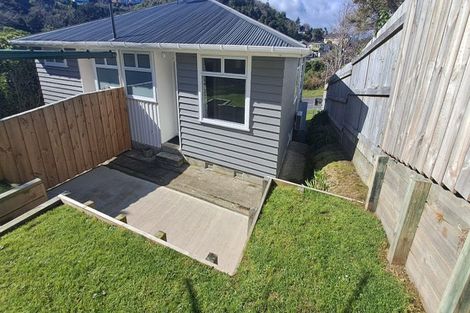 Photo of property in 5 Mulberry Street, Maungaraki, Lower Hutt, 5010