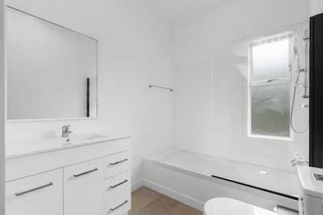 Photo of property in 273 Ilam Road, Burnside, Christchurch, 8053