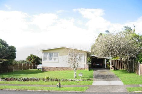 Photo of property in 4 Chatsworth Crescent, Pakuranga Heights, Auckland, 2010