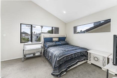 Photo of property in 1a Short Street, Manurewa East, Auckland, 2102