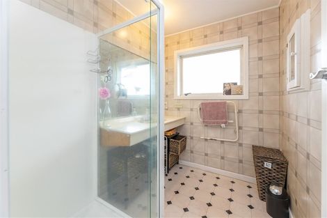 Photo of property in 22 Palmers Road, New Brighton, Christchurch, 8083