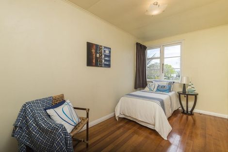 Photo of property in 22 Eastview Road, Glen Innes, Auckland, 1072