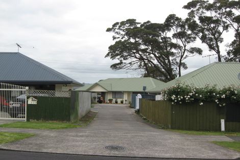 Photo of property in 115 Kindergarten Drive, Conifer Grove, Takanini, 2112