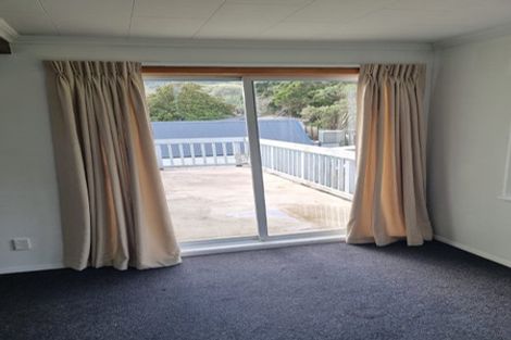 Photo of property in 12 Mahoe Street, Tawa, Wellington, 5028