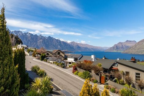 Photo of property in 8 Manchester Place, Queenstown, 9300