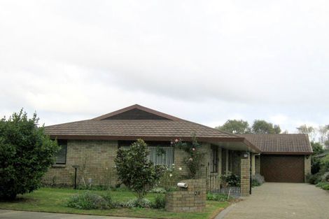 Photo of property in 28 The Avenue, Paraparaumu Beach, Paraparaumu, 5032