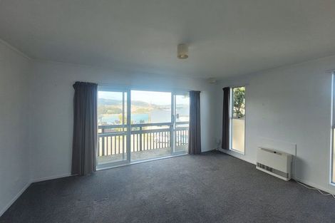 Photo of property in 24 Pennant Grove, Titahi Bay, Porirua, 5022