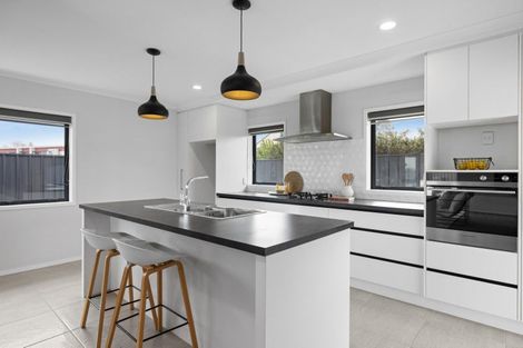 Photo of property in 213a Kennedy Road, Onekawa, Napier, 4110